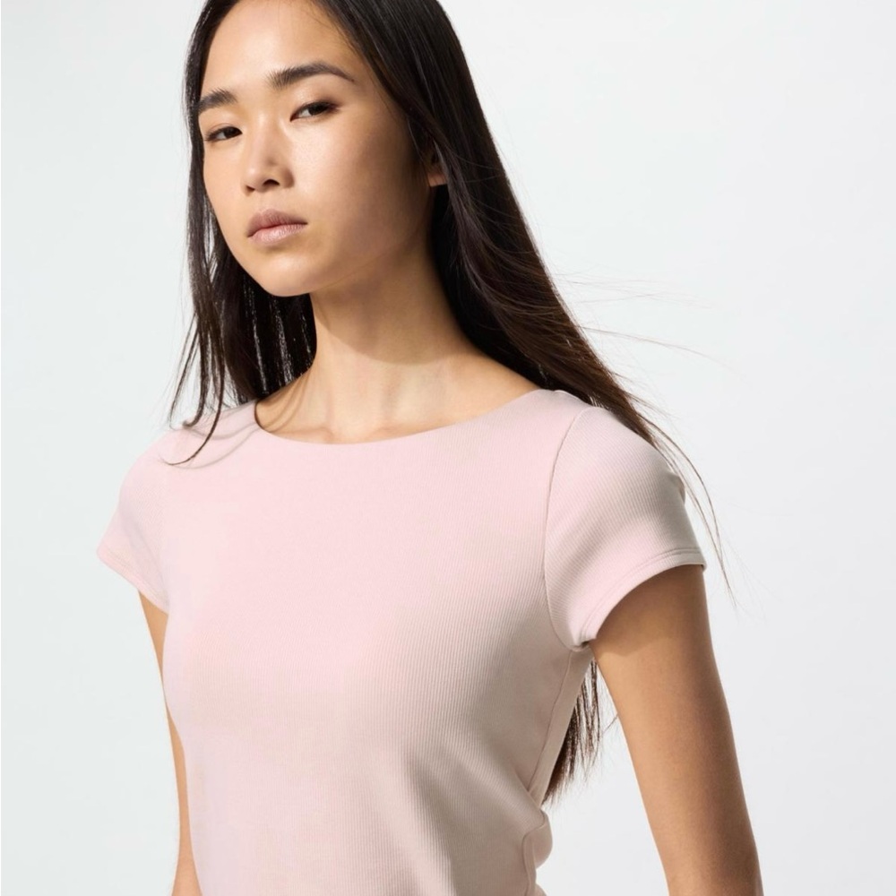 Uniqlo AIRism Cotton Low Back Bra T-shirt. Light Pink. Size Small. NWT